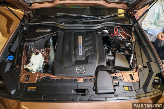 Mazda CX-8 vs Mazda CX-80 – the extra ‘0’ brings a much higher price tag – is the bigger Mazda worth it?
