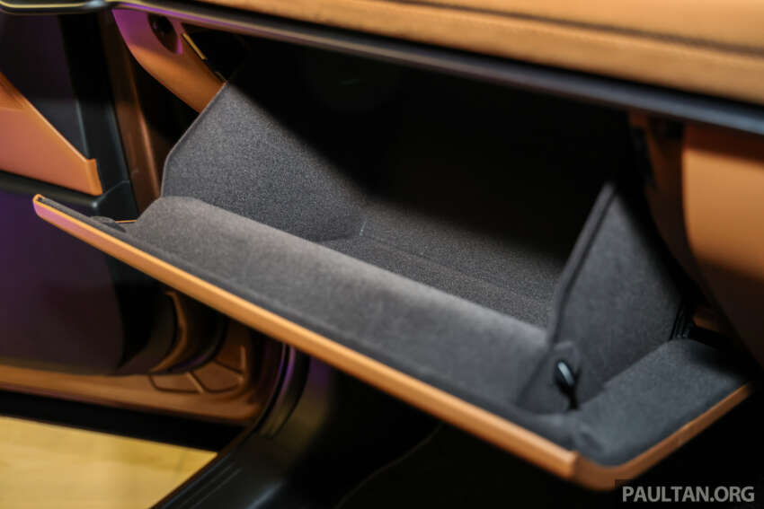 Mazda CX-80 2025 kini di Malaysia – varian 2.5G PHEV AWD High Plus, SUV enam-tempat duduk; dari RM332k 1963728
