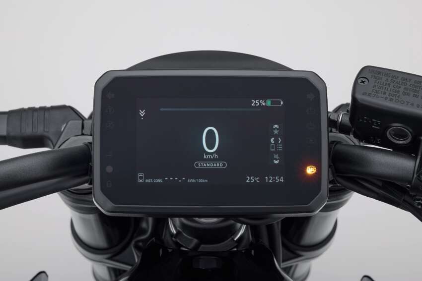 Honda WN7 electric motorcycle unveiled for Europe 1971729