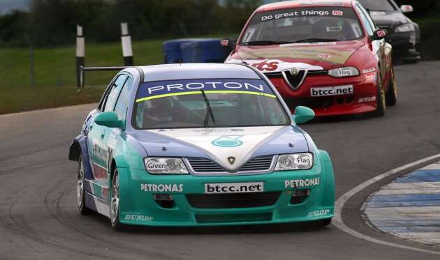 Lima buah kereta lumba Proton Waja BTCC kini sedang dijual di New Zealand, harga bermula RM85k!