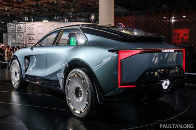 Lexus LS Coupe Concept, LS Micro Concept ditunjuk — tumpu keseimbangan dan mobiliti peribadi
