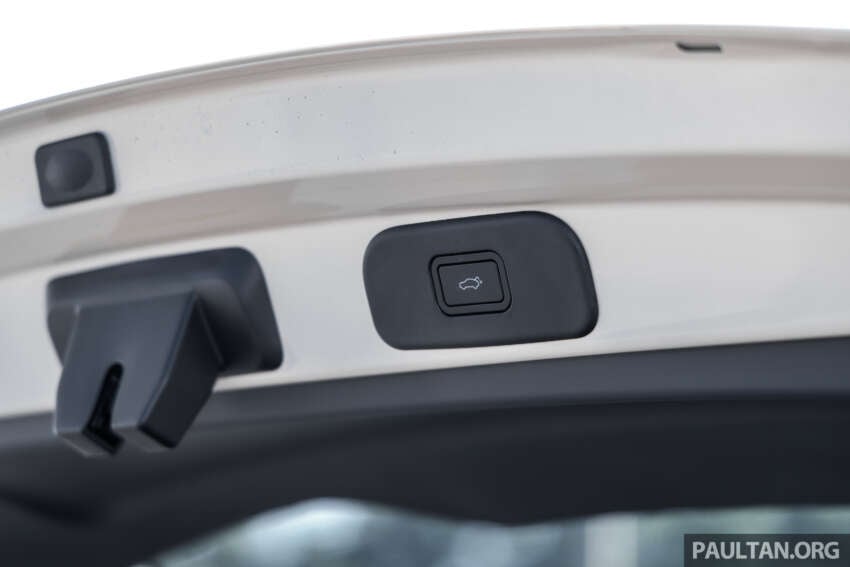 Proton eMas 5 fully revealed – first photos of body colour, RM60k to RM80k est, price reveal Oct 30 1987200