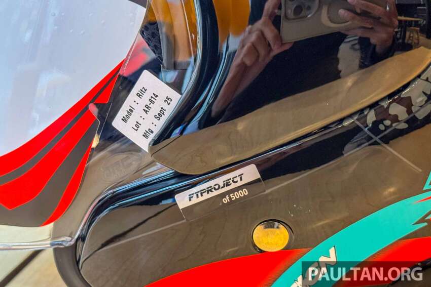 Petronas Sprinta keluarkan helmet terhad 5,000 unit sempena ulang tahun, jualan mula malam ini, RM298 1977842