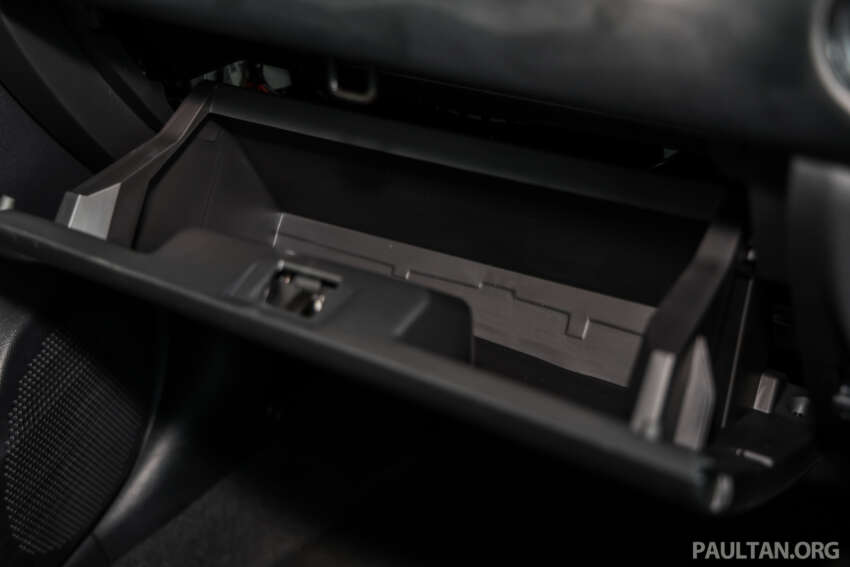 Proton Saga MC3 Standard 2026 – galeri penuh varian paling murah; enjin 1.5L 120 PS/150 Nm, 4AT, RM38k 2007985