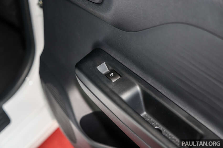 Proton Saga MC3 Standard 2026 – galeri penuh varian paling murah; enjin 1.5L 120 PS/150 Nm, 4AT, RM38k 2008008