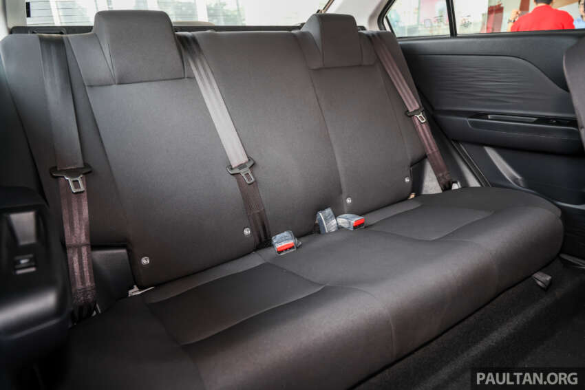 Proton Saga MC3 Standard 2026 – galeri penuh varian paling murah; enjin 1.5L 120 PS/150 Nm, 4AT, RM38k 2008012