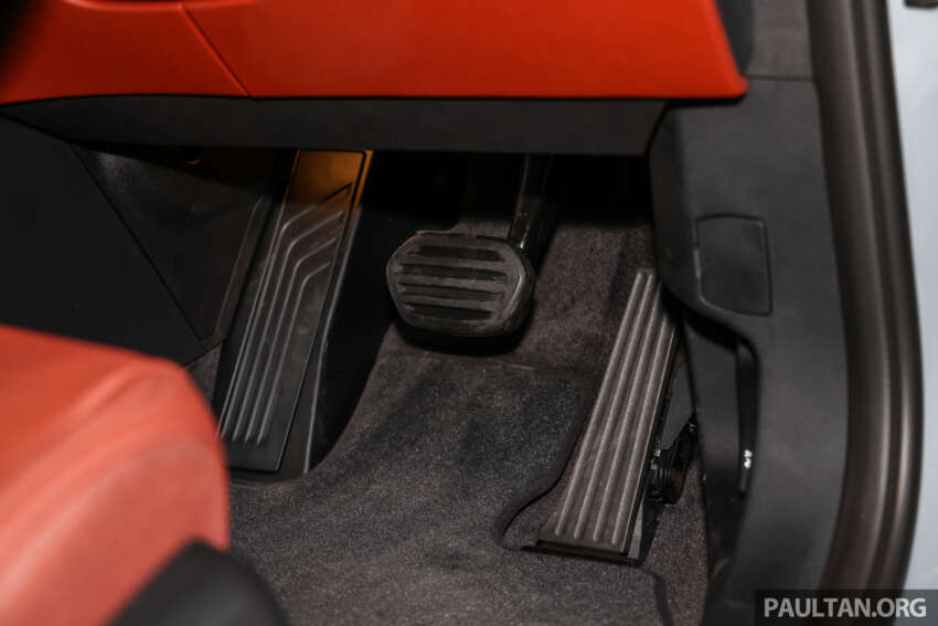 2026 BMW iX1 L launched in Malaysia – CBU China long-wheelbase eDrive20L M Sport, from RM255k est 2026672