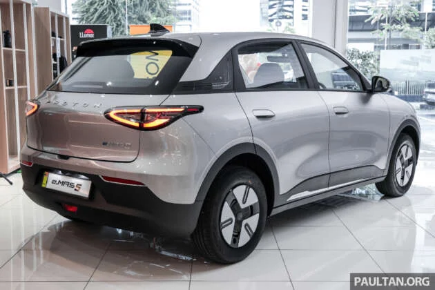 Proton eMas 5 Prime – Imej pertama varian asas, RM57k, 79 PS, 225 km WLTP, rim besi, lampu halogen