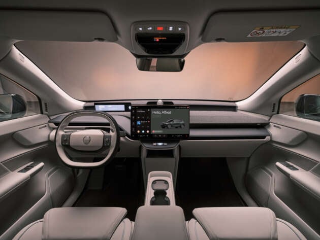 Volvo EX60, EX60 Cross Country debut – 400 kW DC charging, up to 810 km WLTP; coming to Malaysia