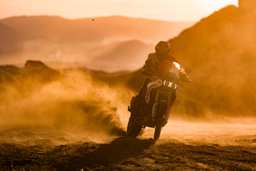 2026 Ducati DesertX updated, new chassis, TFT screen 2044605