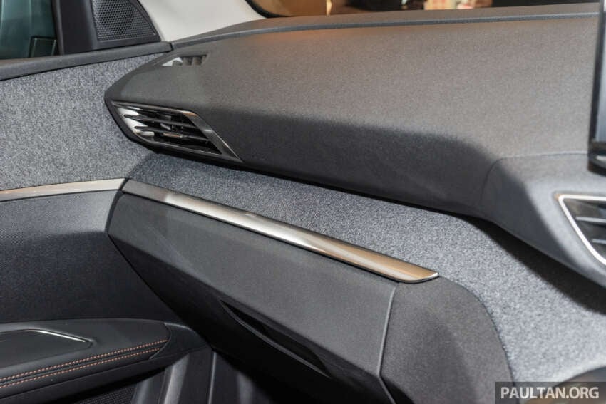 2026 Peugeot 3008 in Malaysia: still 2nd gen but with new logo and wheels, no AEB, RM31k rebate, RM139k 2044771