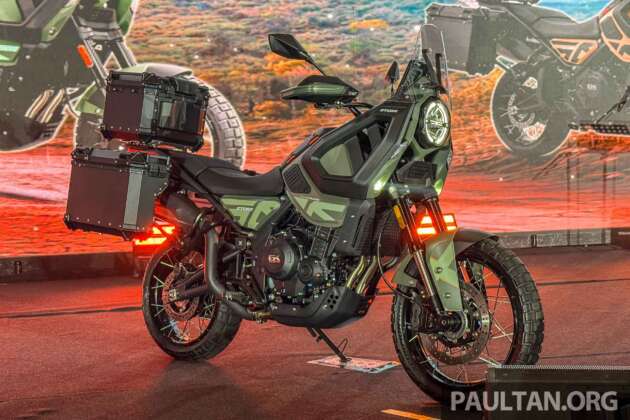 Brixton Crossfire Storr 500 dilancarkan untuk pasaran Malaysia – dua silinder 486 cc, RM30k termasuk beg
