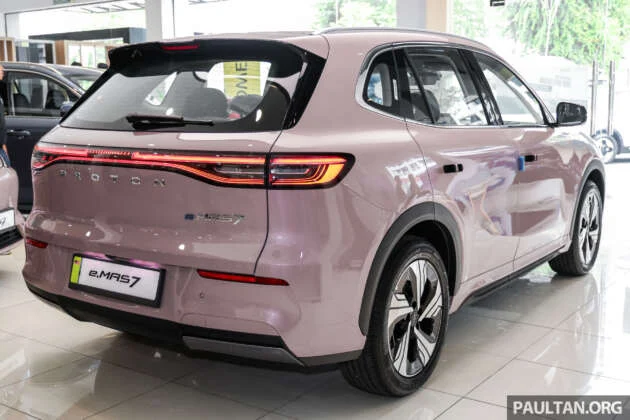 Proton eMas 7 CKD 2026 kini sudah berada di bilik pameran – RM6k lebih murah, bermula bawah RM100k