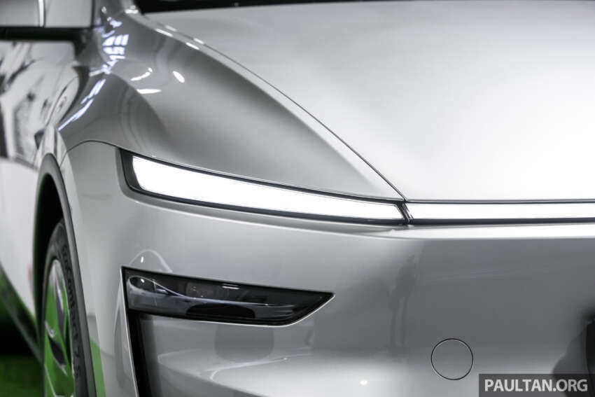 Tesla Model Y L previewed in Malaysia – stretched 6-seater, 681 km WLTP, adaptive damping, launch Apr 1 2057702