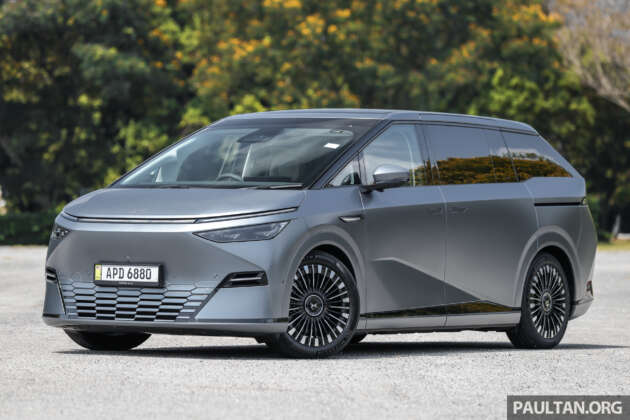 GWM Wey G9 vs Toyota Alphard/Vellfire vs Denza D9 vs Zeekr 009 vs Xpeng X9 vs GAC M8 – MPV battle