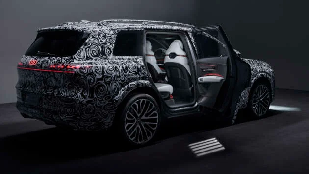 Audi Q9 confirmed – 3-row BMW X7, Mercedes GLS rival; interior revealed with 6 seats, powered doors