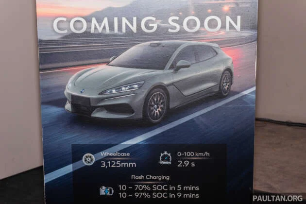 Denza Z9GT RHD Malaysia preview – 2nd-gen BYD Blade battery, 1,156 PS, 600 km WLTP, Flash Charging