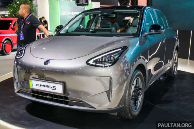 Proton eMas 5 CKD shown in Malaysia – new tonneau cover standard since June 1, still 325 km, fr RM57k