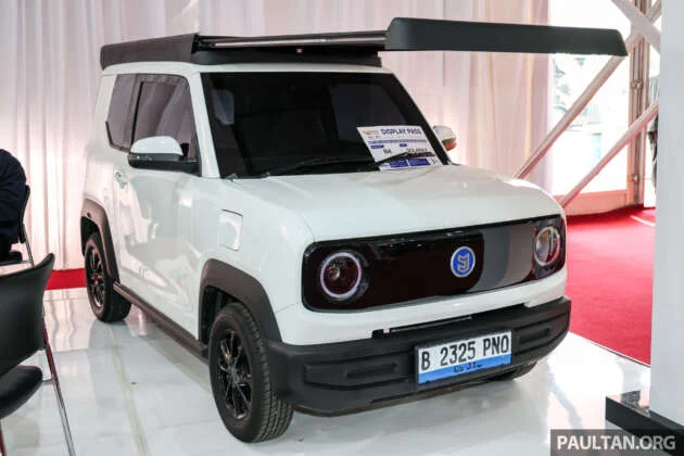 Solarky Sun V on display in Indonesia – small city EV with solar panels; 20 PS, up to 200 km range; RM37k est