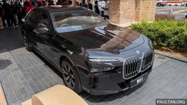 PM department says Anwar’s BMW 7 Series Protection is temporary; Merc S580e fr Agong under maintenance