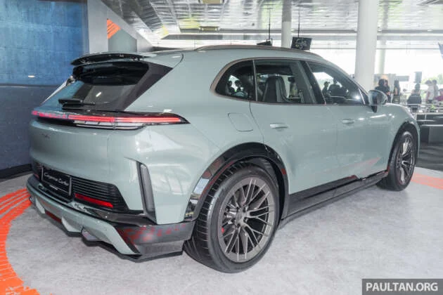 2026 Porsche Cayenne Electric in Malaysia – up to 1,156 PS, 669 km WLTP, wireless charging, priced fr RM699k