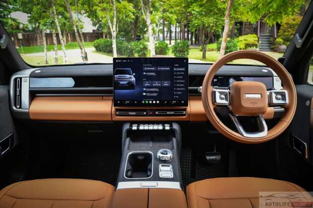 iCaur V27 previewed in Thailand – REEV, up to 455 PS, 150 km NEDC EV, 1,000 km total; in Malaysia this year?