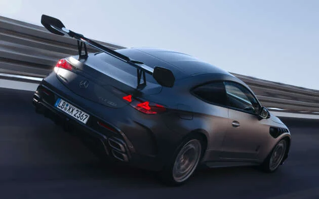 Mercedes-AMG CLE 646 Spezialanfertigung – 646 PS 4.0L biturbo V8; chassis, handling upgrades; just 30 units
