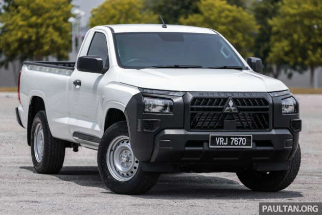 2026 Mitsubishi Triton Single Cab AT gallery in Malaysia – 6-speed auto, reverse sensors; RM3k over MT, RM108k