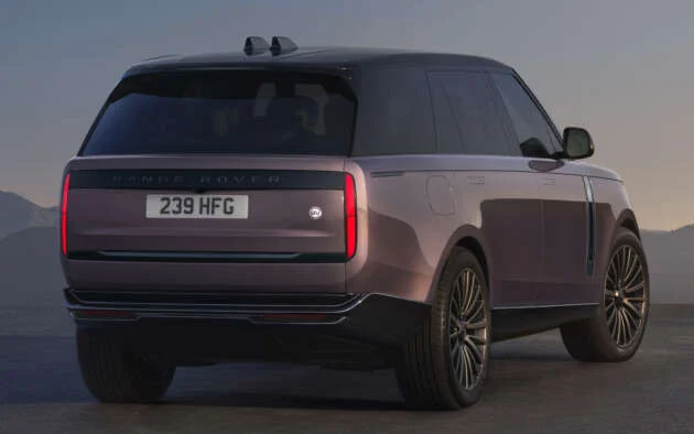 Range Rover Electric debuts – 800V system, up to 598 km of WLTP range; available with short/long wheelbase