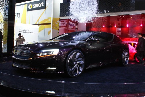 Citroen Numero 9 Concept exudes dark glamour