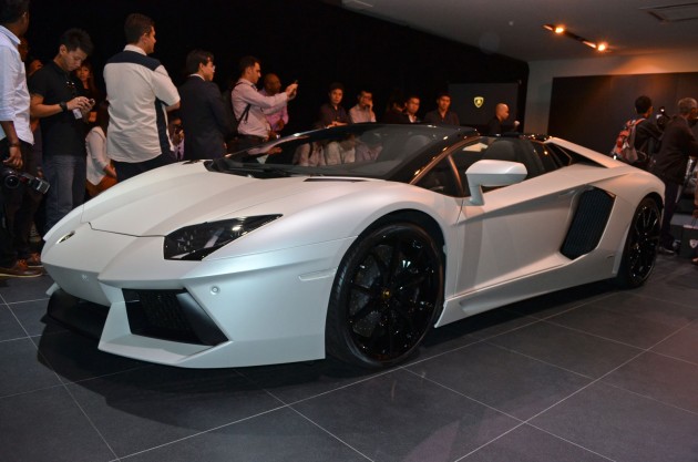 Lamborghini Aventador LP700-4 Roadster previewed in Malaysia – 18 months wait list, from RM3 million