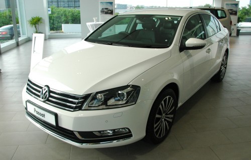 Volkswagen Jetta, Passat and Cross Touran launched – RM150k, RM185k and RM167k respectively, all CBU