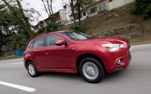 IMG_7899 SUV shootout: Mitsubishi ASX vs Nissan X-Trail vs Honda CR-V vs Hyundai Tucson vs Peugeot 3008!