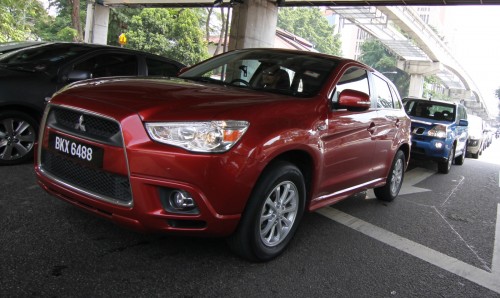 IMG_7930 SUV shootout: Mitsubishi ASX vs Nissan X-Trail vs Honda CR-V vs Hyundai Tucson vs Peugeot 3008!