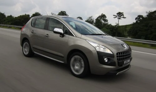 IMG_8082 SUV shootout: Mitsubishi ASX vs Nissan X-Trail vs Honda CR-V vs Hyundai Tucson vs Peugeot 3008!