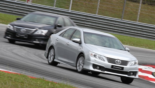 Toyota Camry XV50 – a brief test session at the SIC