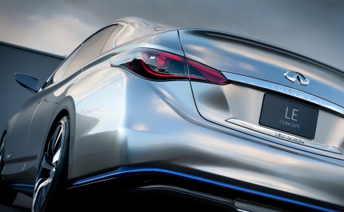 Infiniti LE Concept – the first electric vehicle for Infiniti
