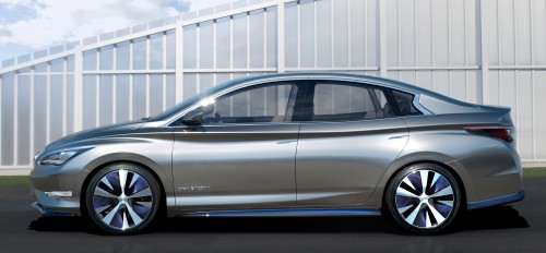 Infiniti LE Concept – the first electric vehicle for Infiniti