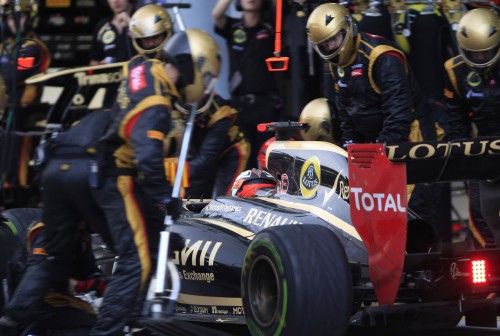 Lotus F1 Team: Kimi secures 5th, Romain gets another DNF