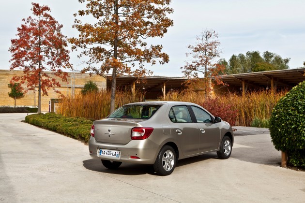 Renault Symbol – Dacia Logan with a Renault symbol