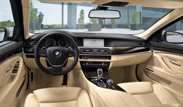 Enjoy attractive promotions on the BMW 520i at Auto Bavaria Sg. Besi this weekend [AD]