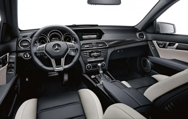 c-class 11 Mercedes-Benz C-Class: more upgrades for the W204