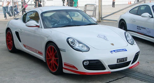 Porsche Cayman R launched: 10 hp more, 55 kg less, RM630k – our brief impressions from the track