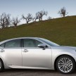 Lexus ES sheds dowdy image, follows the GS’ lead