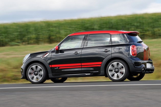 MINI Countryman John Cooper Works – JCW power now available with four doors and all wheel drive