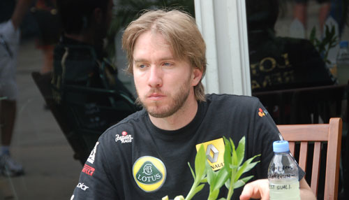 Lotus Renault GP and Nick Heidfeld officially part ways