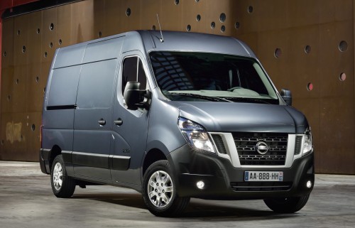 Nissan uses heavyweight relatives to advertise NV400 van