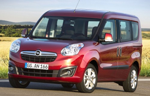 opel-combo Funny looking Opel Combo van is a rebadged Fiat Doblo