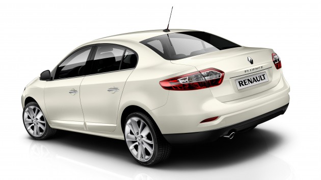 Renault Fluence facelift makes debut in Istanbul