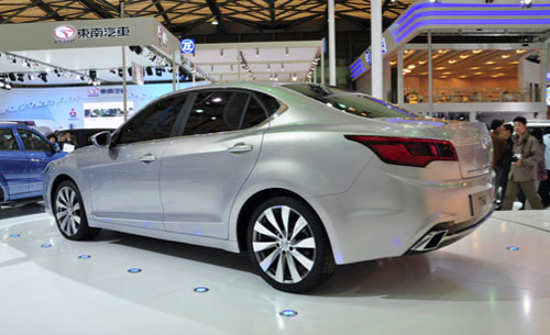 BAIC rolls out T60 concept from old Saab platform